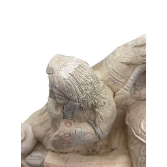 Vintage Comanche Native American Indian Fallen Feather‎ Scupture - Picture 6 of 8